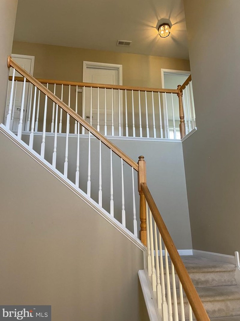 592 Forsythia Dr, Vineland NJ  08360-1801 exterior