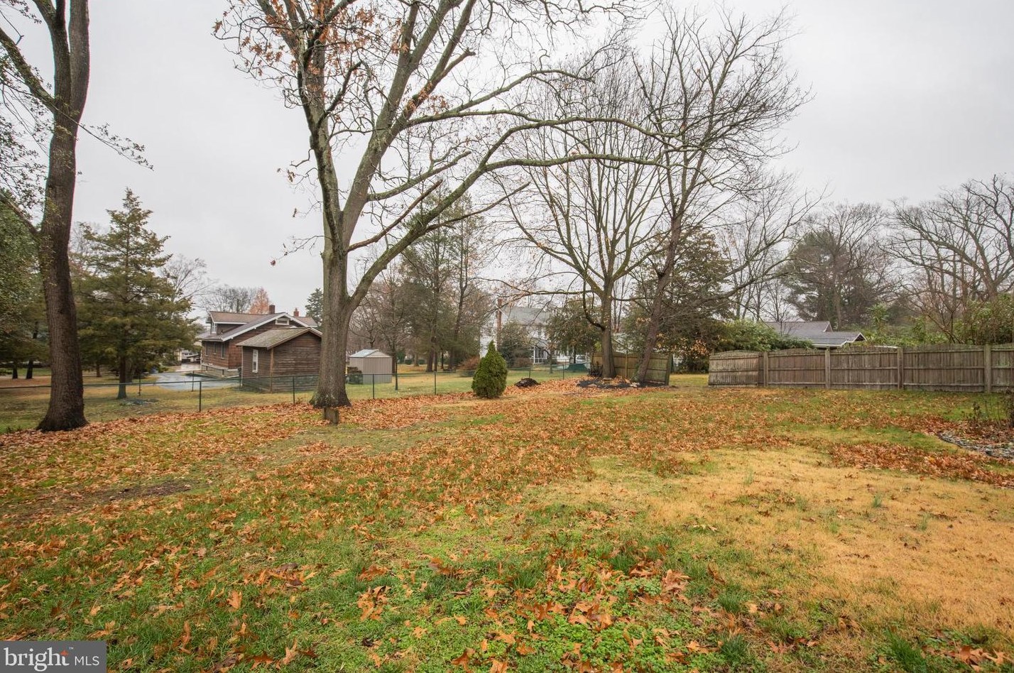 317 Swarthmore Rd, Aura NJ  08028-1537 exterior