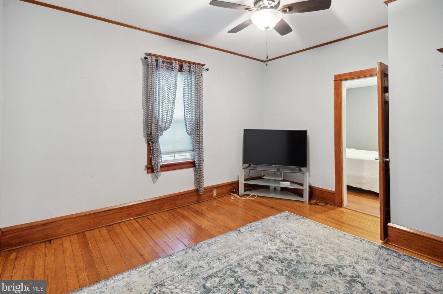 317 Swarthmore Rd, Aura NJ  08028-1537 exterior