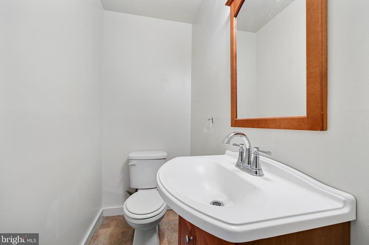 205 Dubois Rd, Aura NJ  08028-1224 exterior