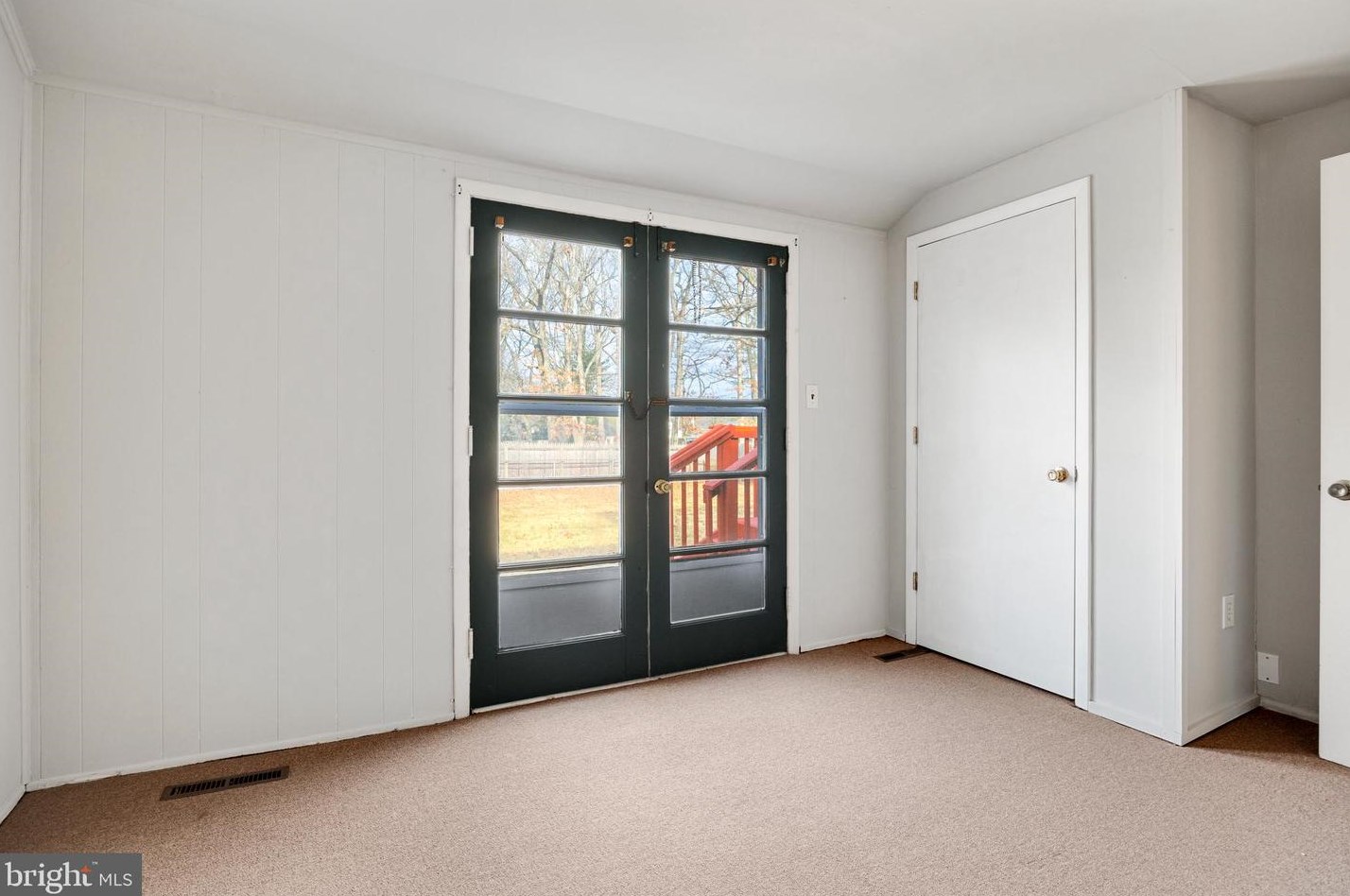 205 Dubois Rd, Aura NJ  08028-1224 exterior