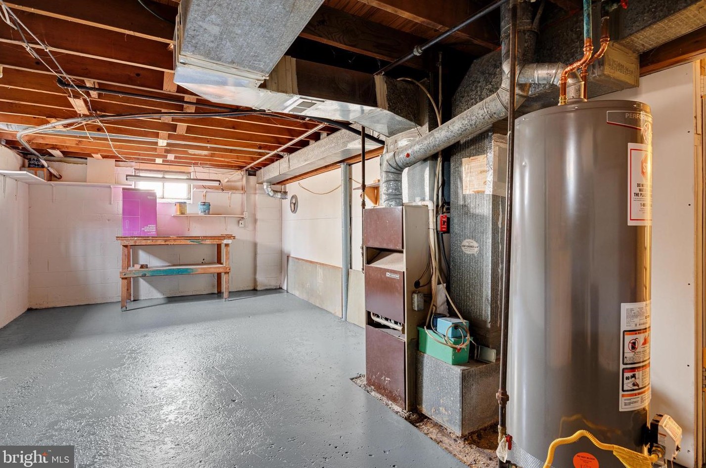 205 Dubois Rd, Aura NJ  08028-1224 exterior