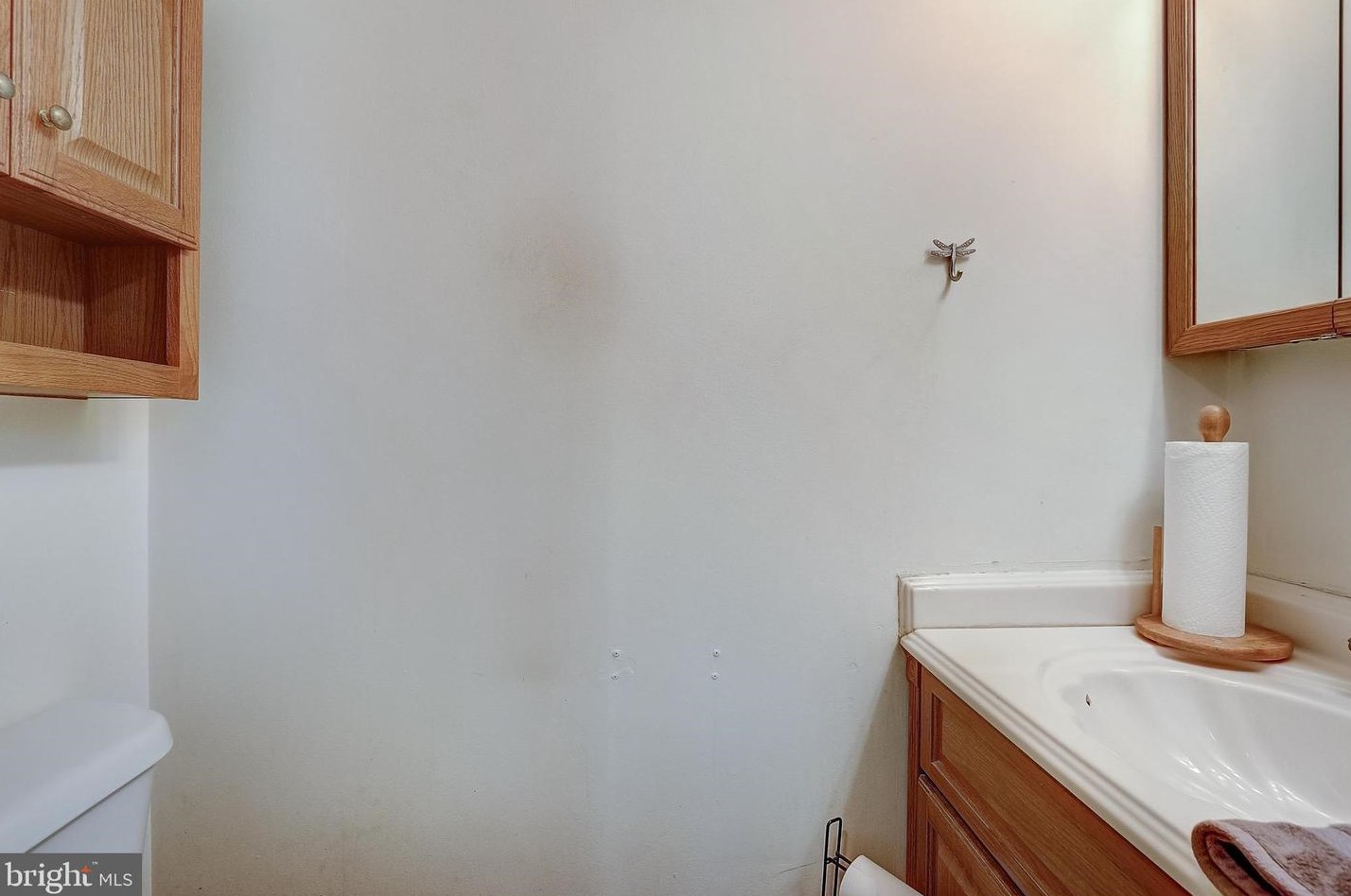 5 Devonshire Dr, Aura NJ  08028-2942 exterior