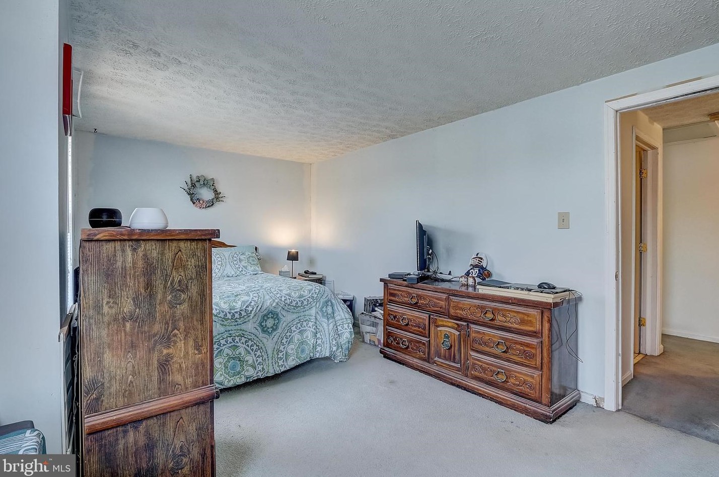 5 Devonshire Dr, Aura NJ  08028-2942 exterior