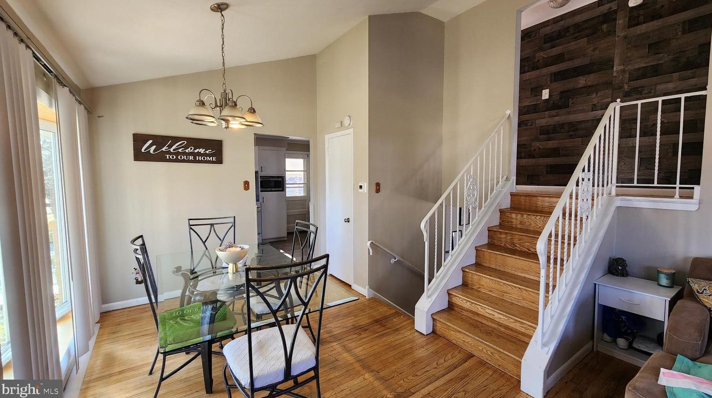 617 Whitman St, Aura NJ  08028-1631 exterior