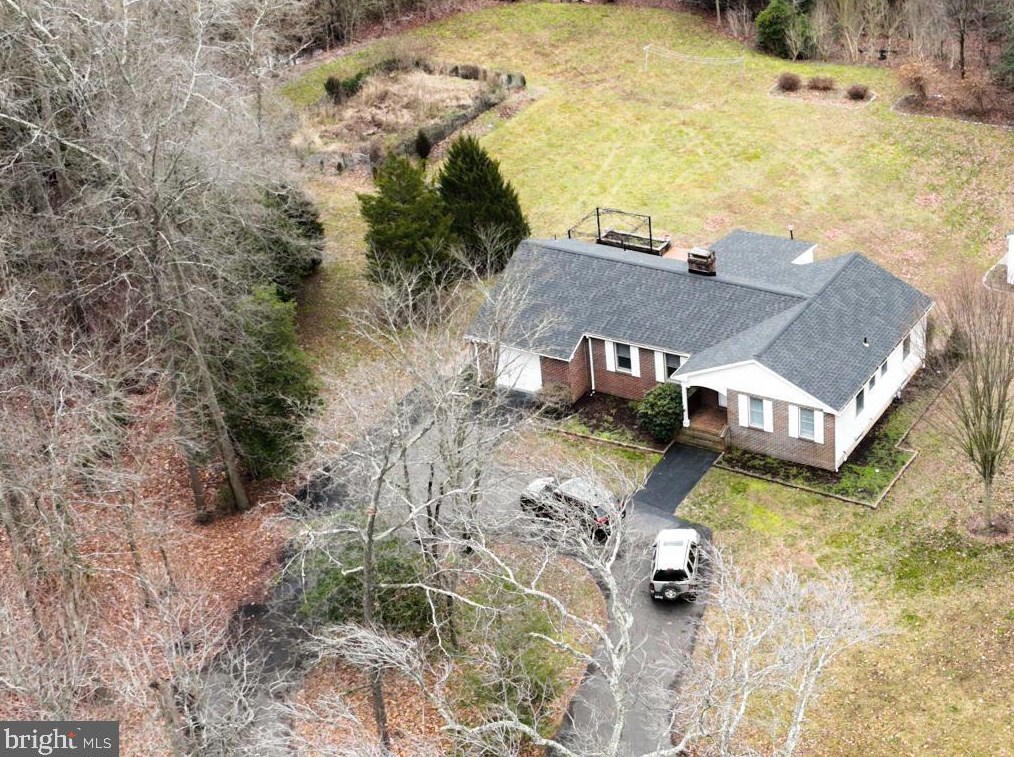 486 High St, Aura NJ  08028-2208 exterior