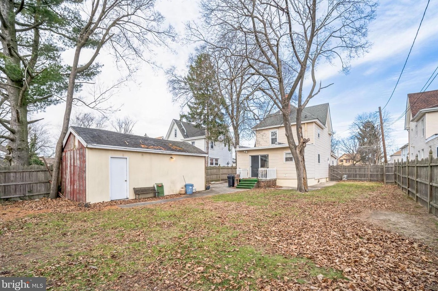 24 New St, West Deptford NJ  08093-1162 exterior