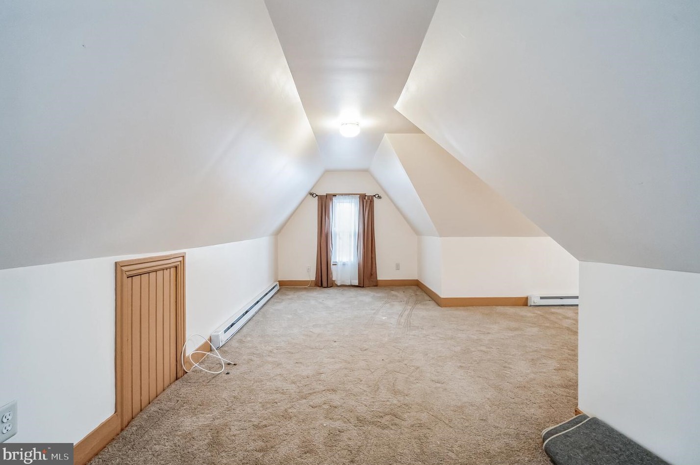 24 New St, West Deptford NJ  08093-1162 exterior