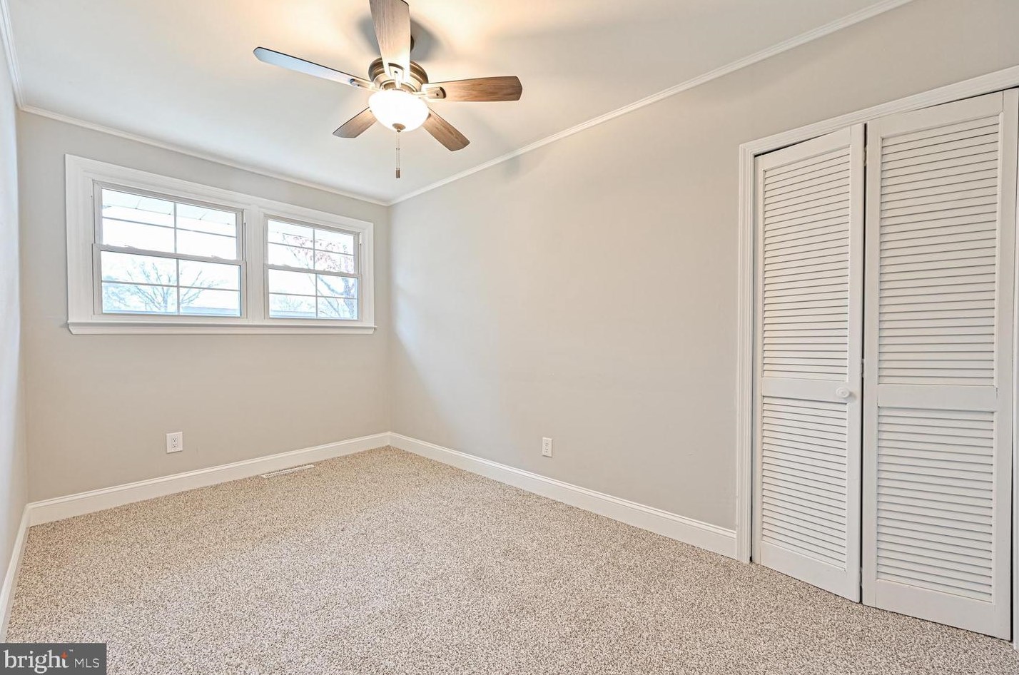 1208 Cedar Ave, Aura NJ  08028-1210 exterior