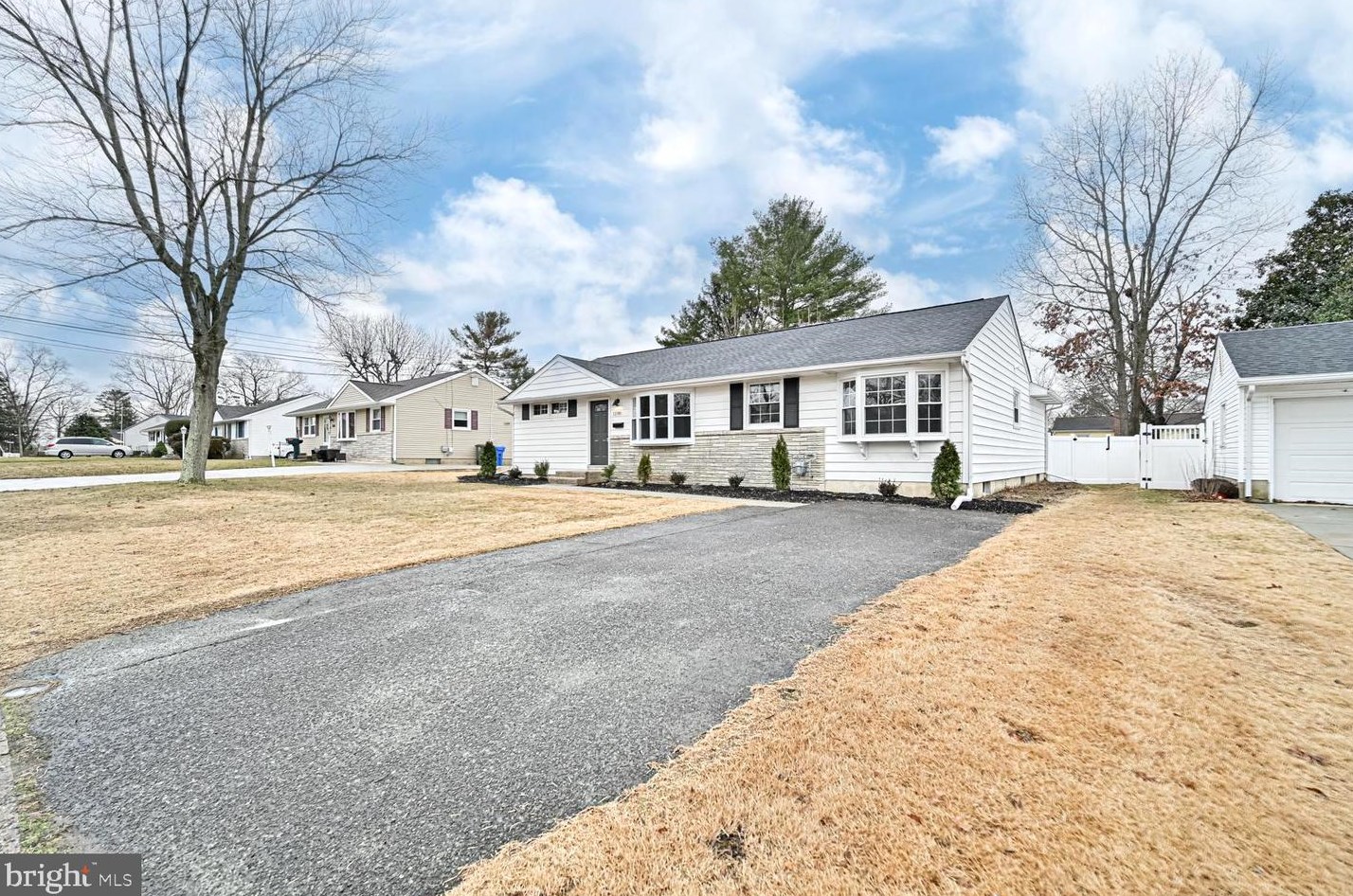 1208 Cedar Ave, Aura NJ  08028-1210 exterior