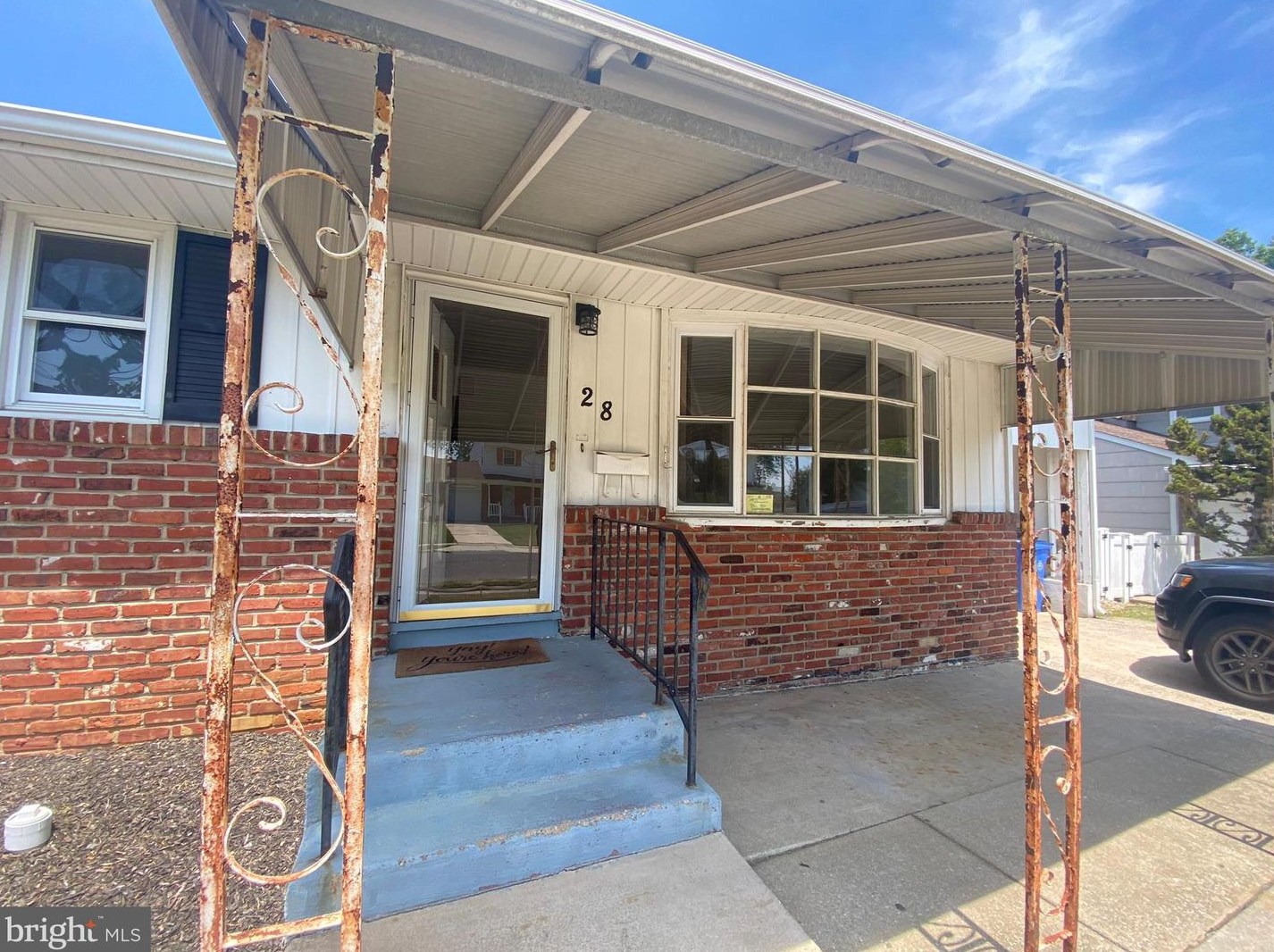 28 Fairmount Dr, Aura NJ  08028-1306 exterior