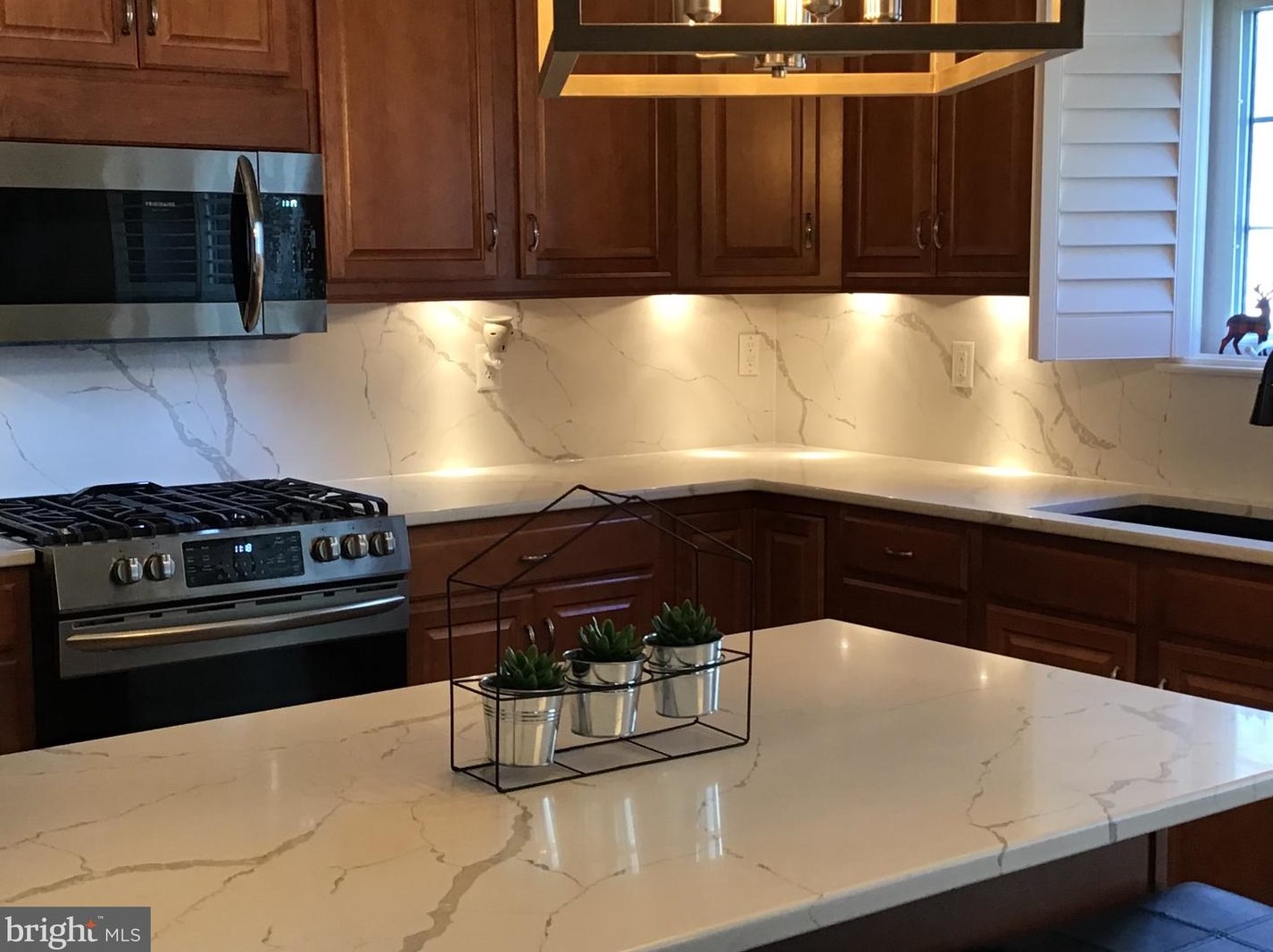 109 Heritage Loop, Aura NJ  08028-3281 exterior