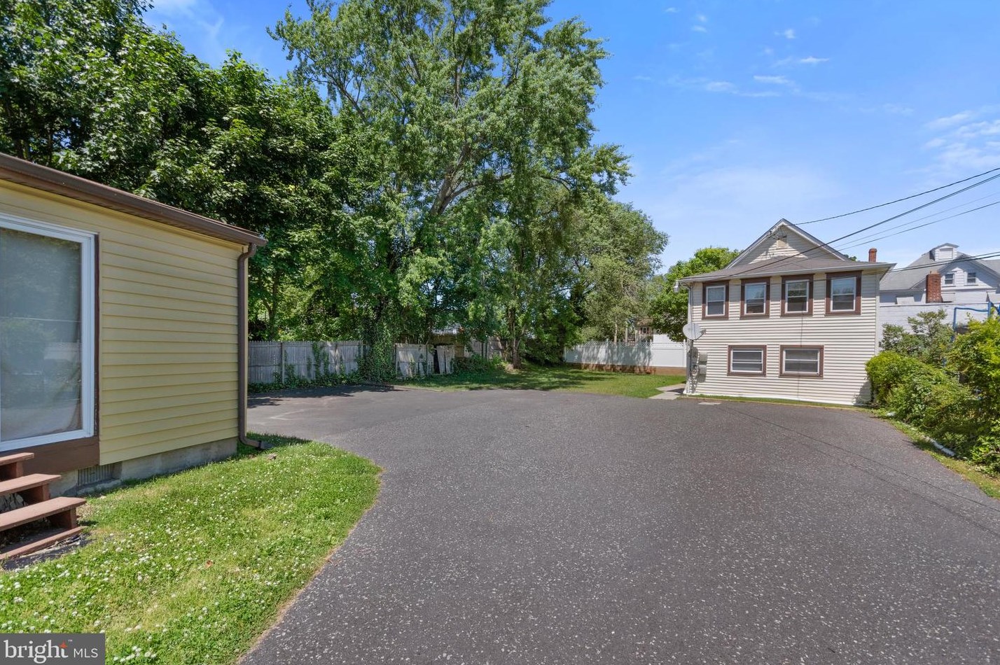 48 State St, Aura NJ  08028-1906 exterior