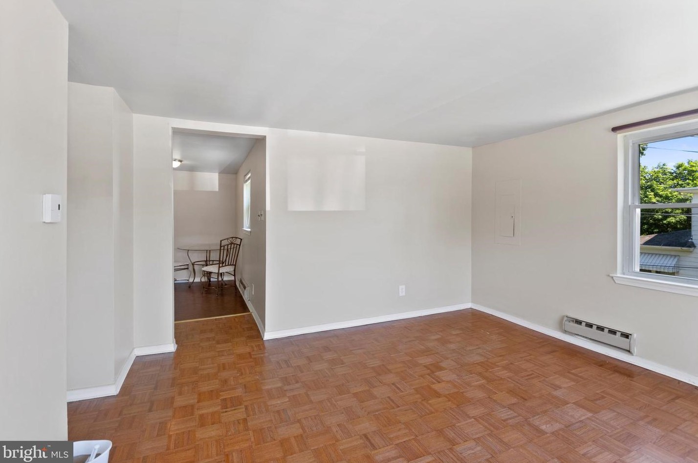 48 State St, Aura NJ  08028-1906 exterior