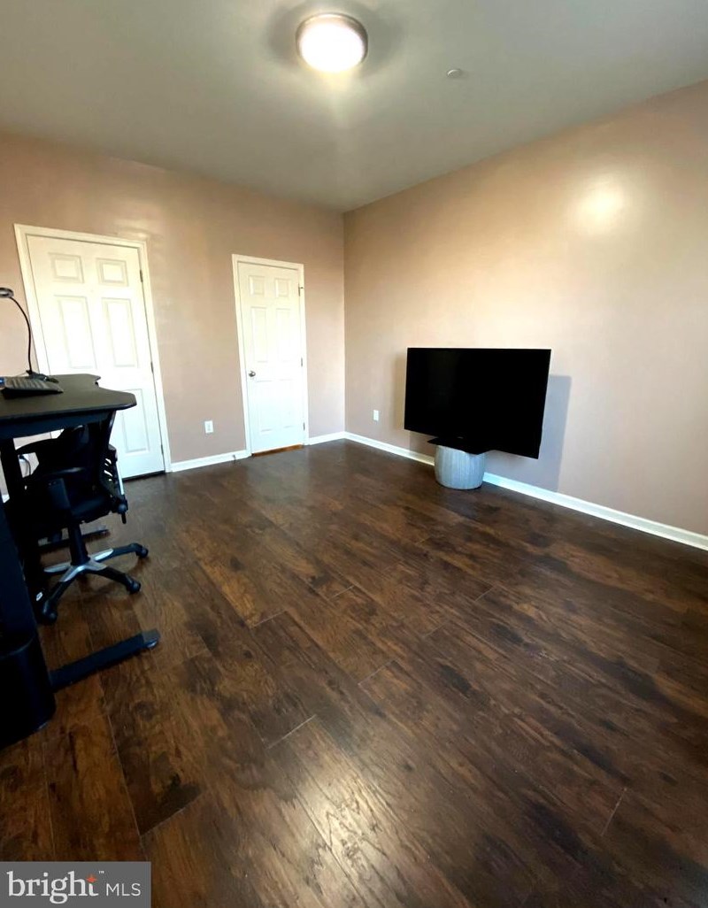 462 Palace Dr, Aura NJ  08028-3445 exterior