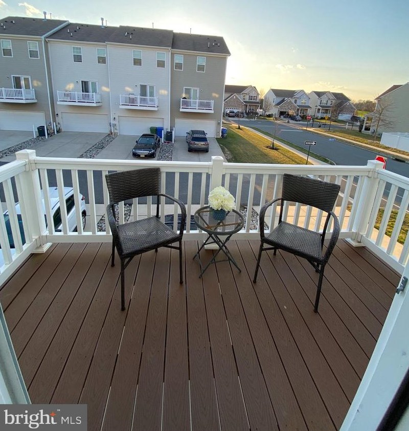 462 Palace Dr, Aura NJ  08028-3445 exterior