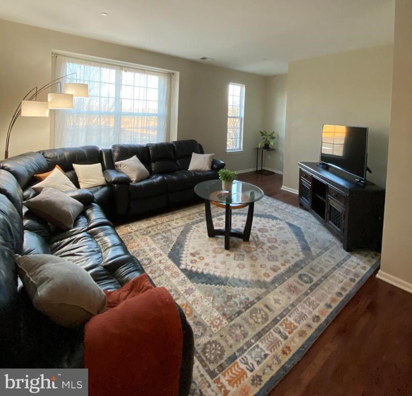 462 Palace Dr, Aura NJ  08028-3445 exterior