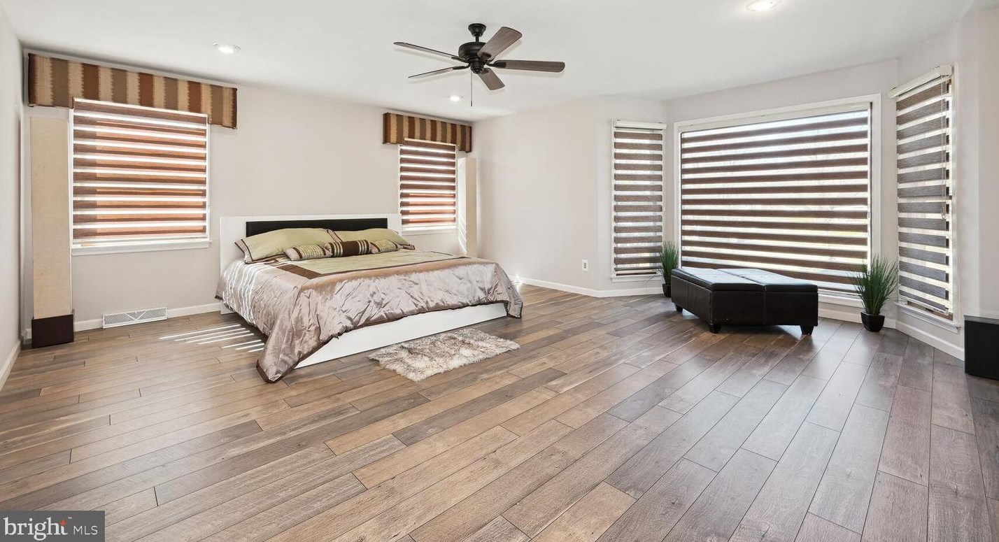 212 Truman Ave, Aura NJ  08028-3373 exterior