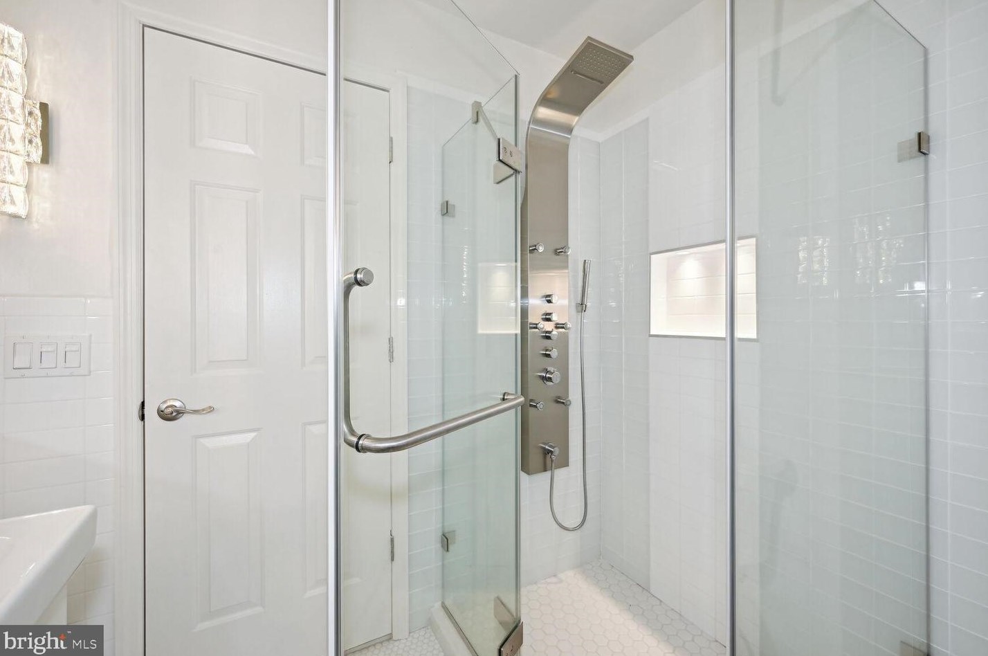 212 Truman Ave, Aura NJ  08028-3373 exterior