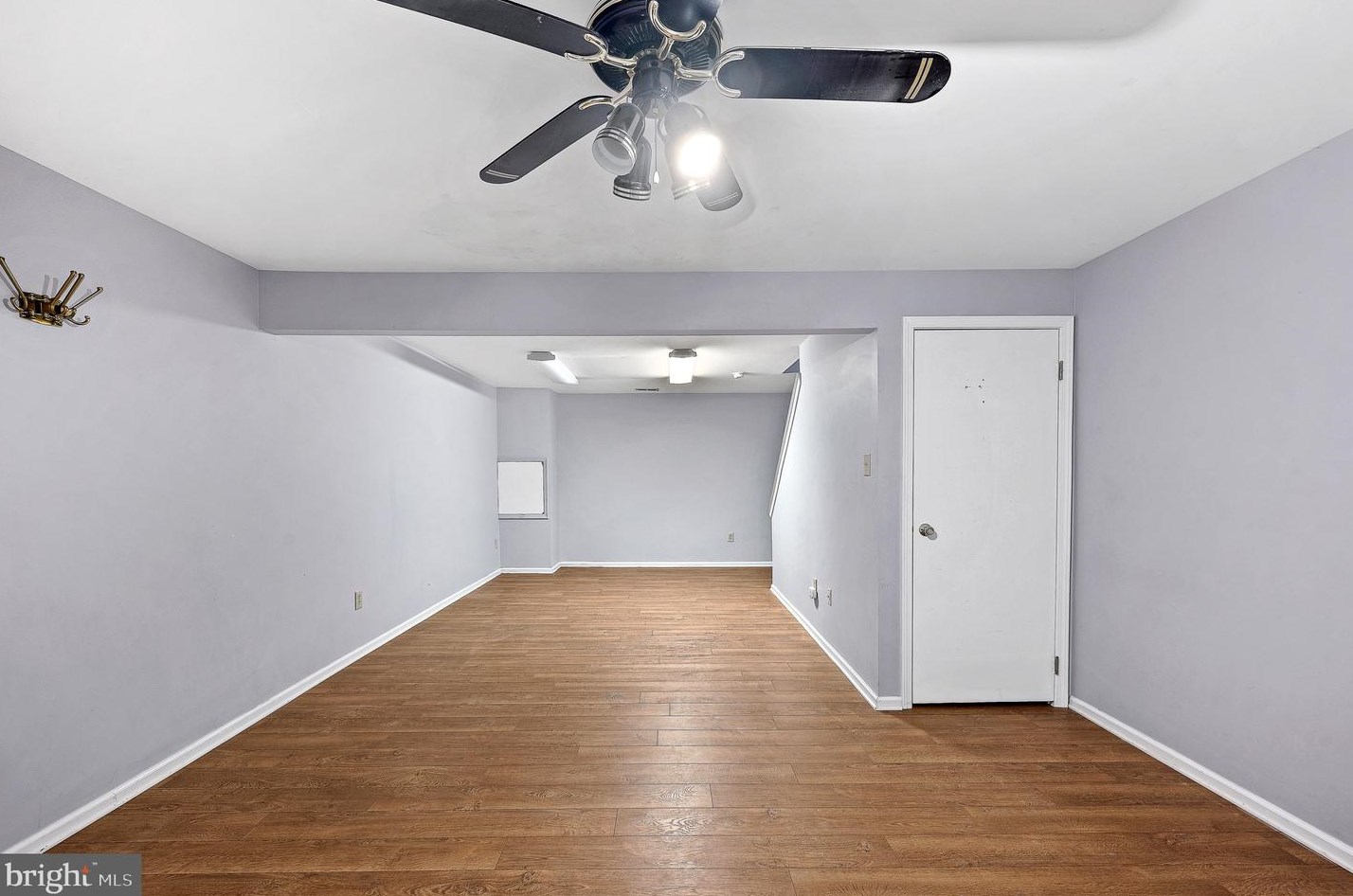 23 Winterberry Ct, Aura NJ  08028-2802 exterior