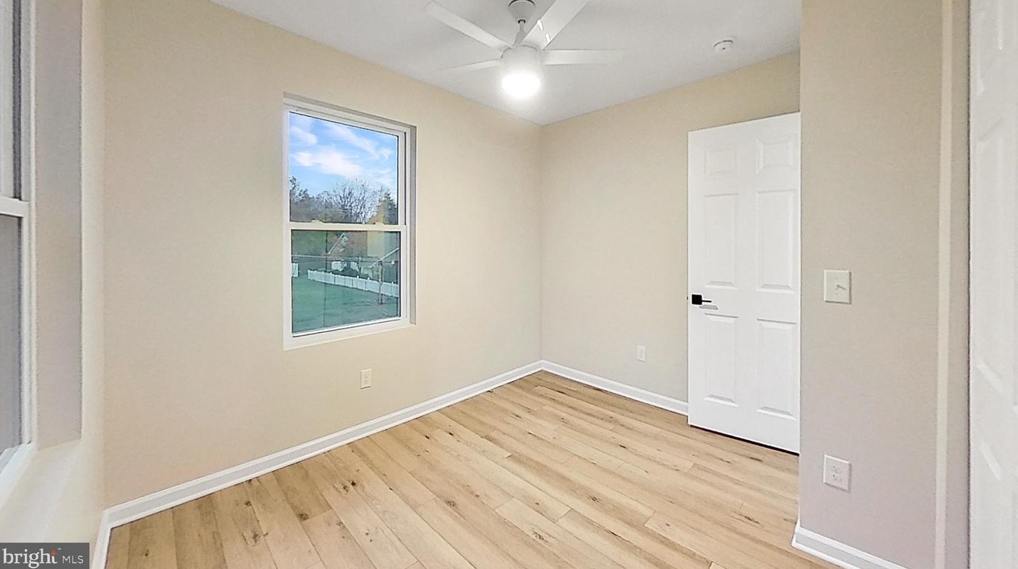 221 Truman Ave, Aura NJ  08028-3394 exterior