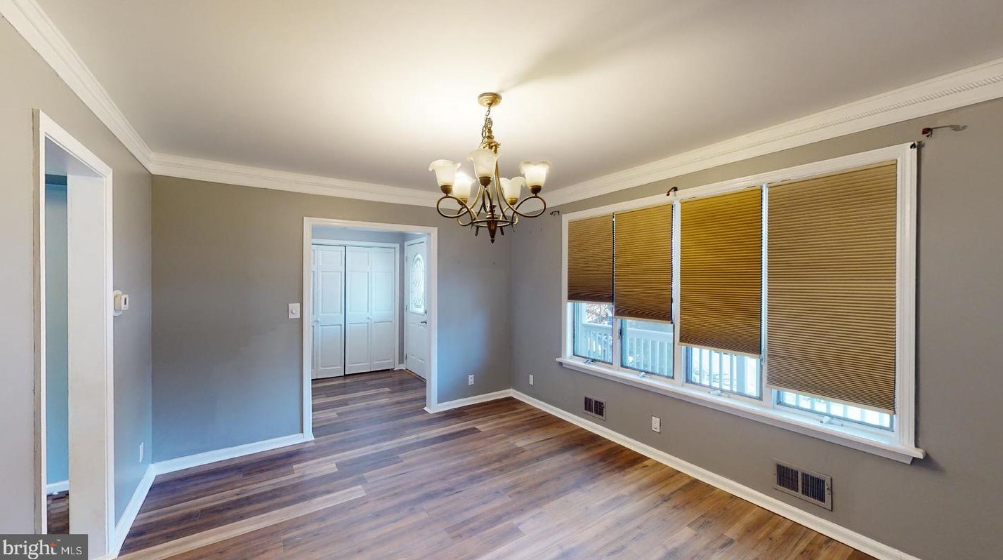 14 Brentwood Ave, Pitman NJ  08071-1205 exterior