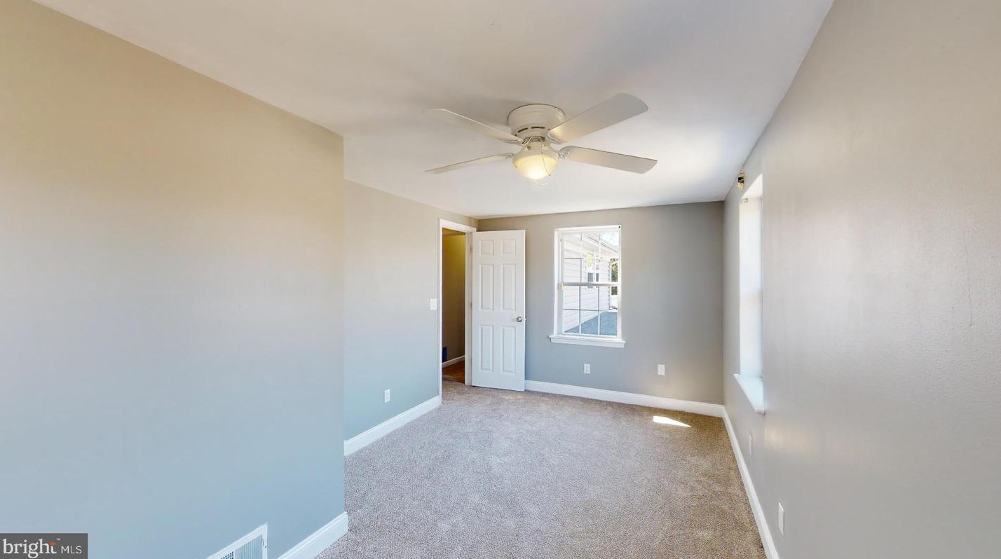 14 Brentwood Ave, Pitman NJ  08071-1205 exterior