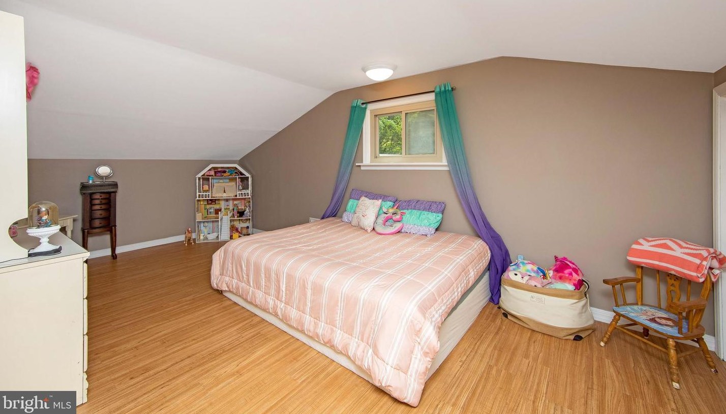 321 Madison Ave, Pitman NJ  08071-2327 exterior