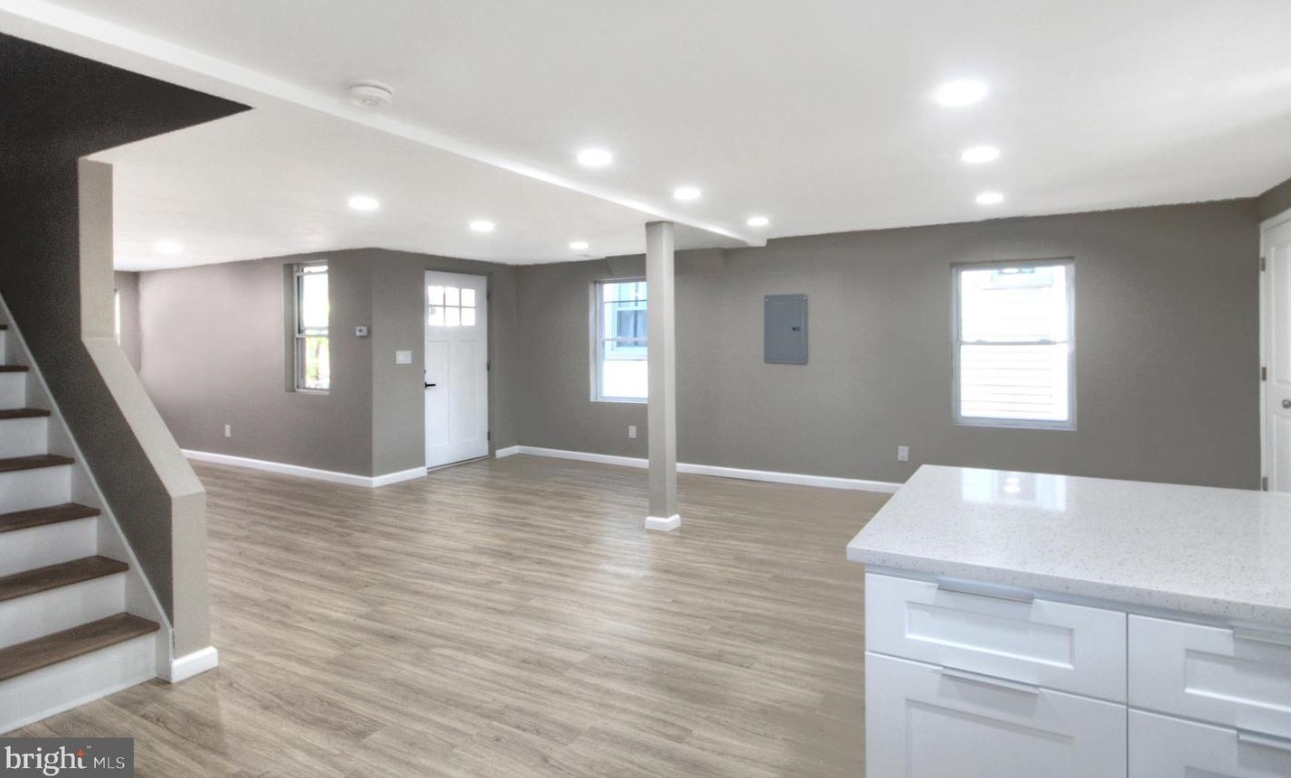 202 Ave, Pitman NJ  08071-1342 exterior