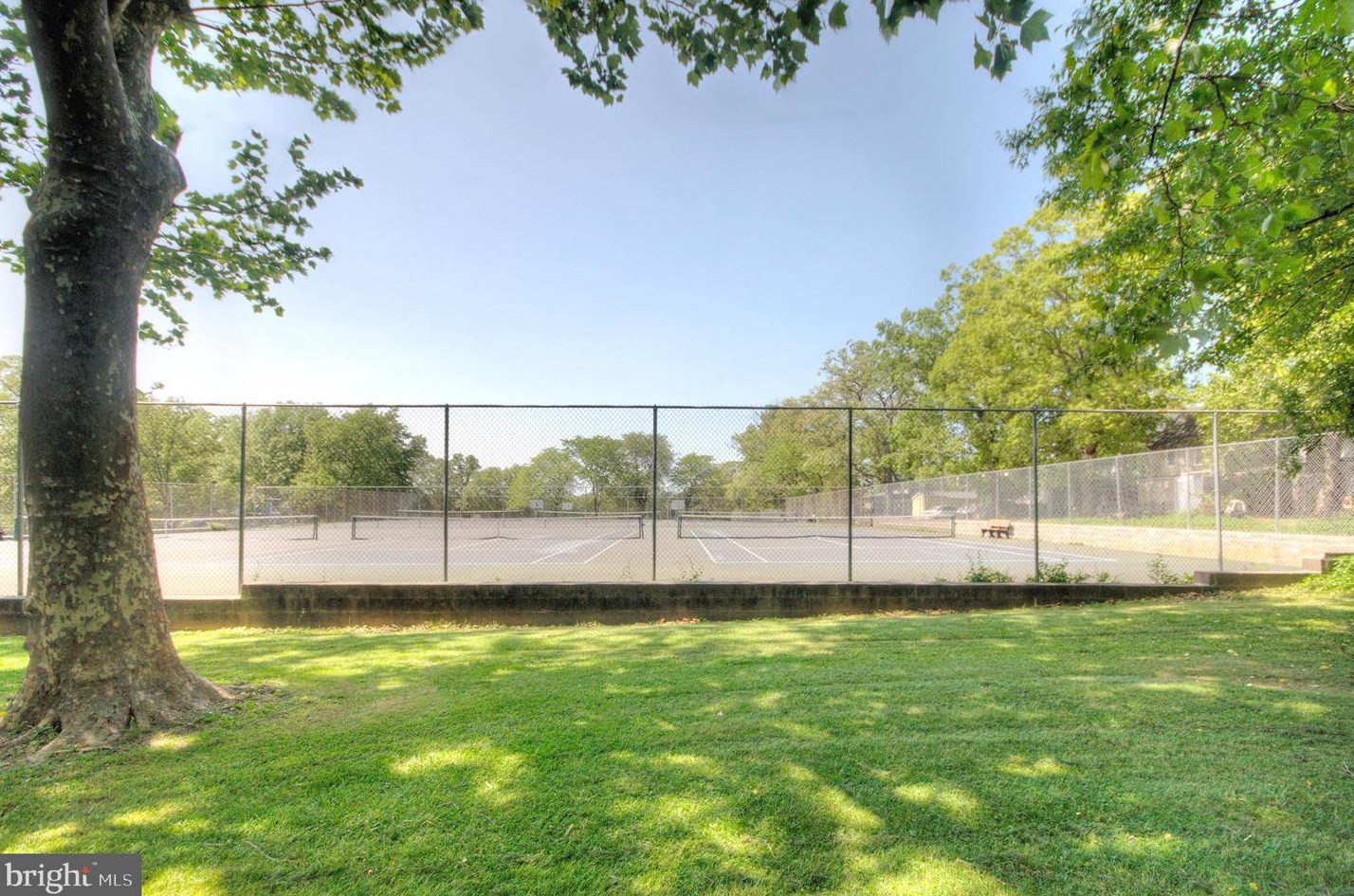 202 Ave, Pitman NJ  08071-1342 exterior