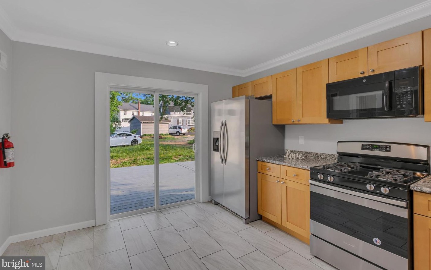 334 Legion Ct, Pitman NJ  08071-2436 exterior