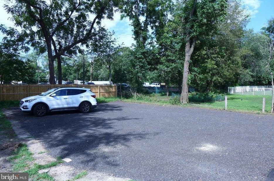 203 High St, Aura NJ  08028-2303 exterior