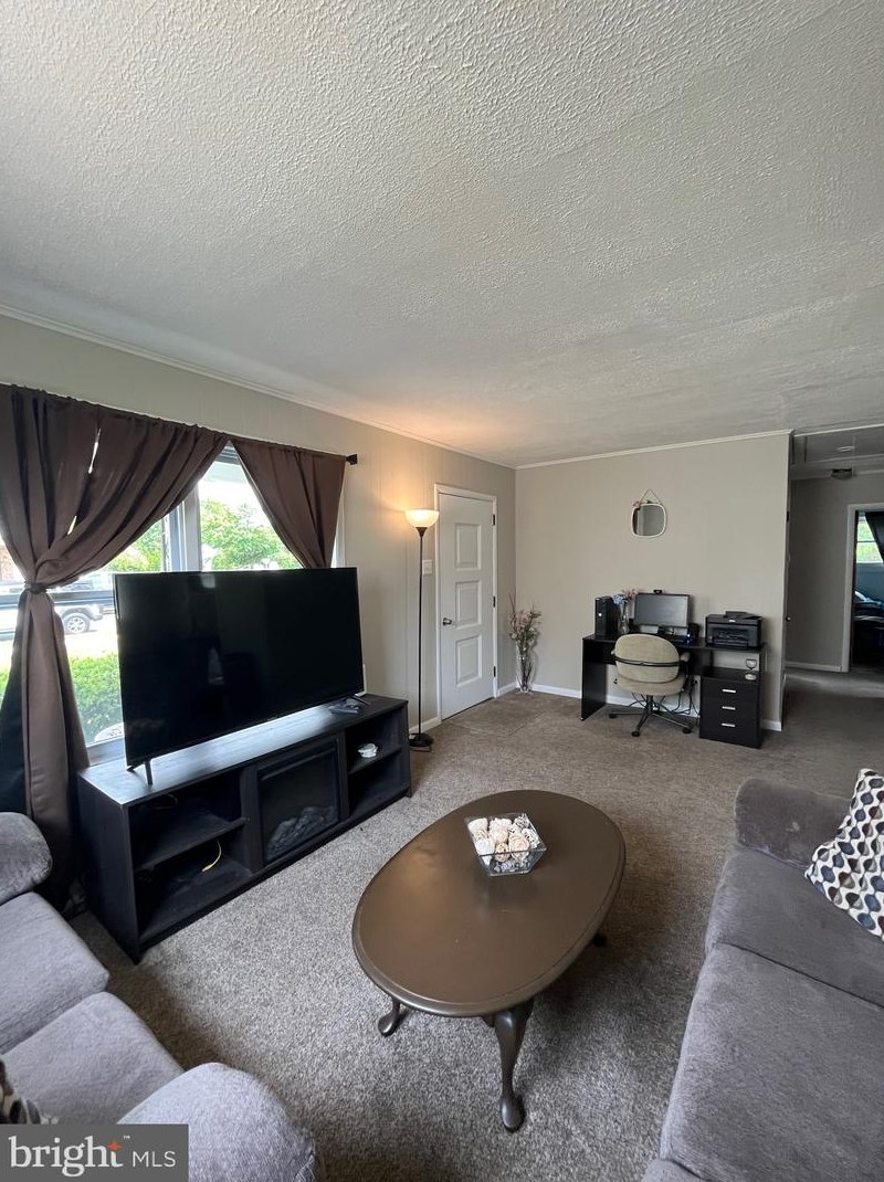 105 Wright Ave, Aura NJ  08028-2039 exterior