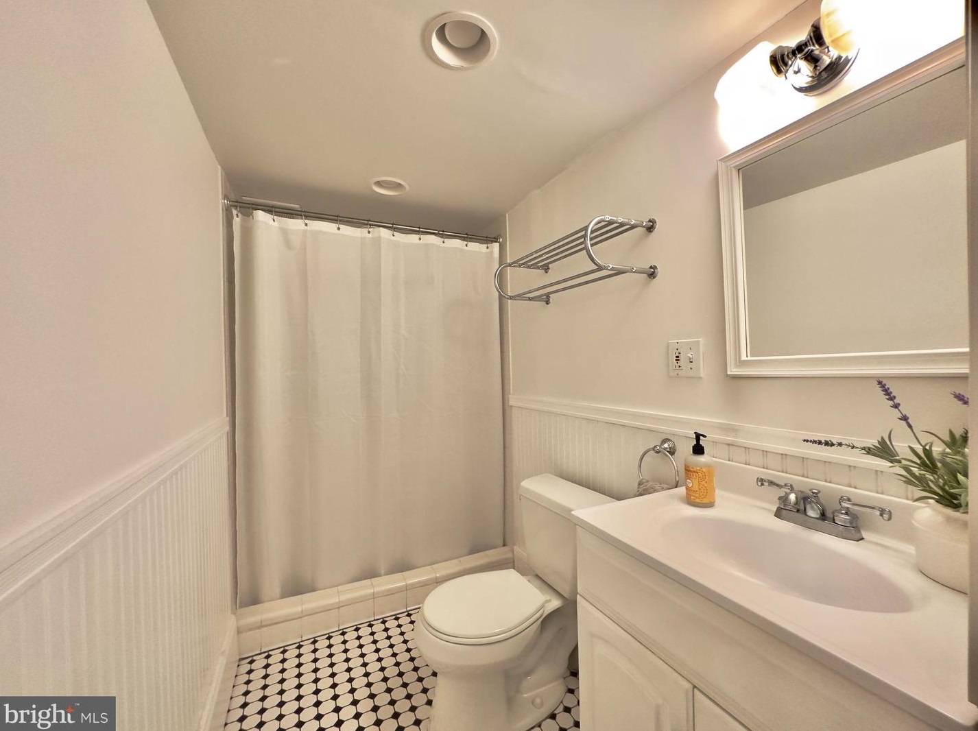 219 Crafton Ave, Pitman NJ  08071-1601 exterior