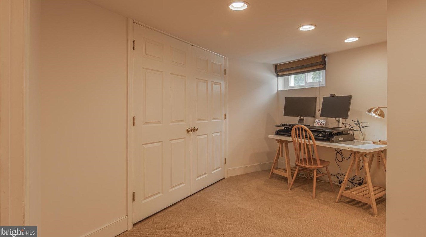 219 Crafton Ave, Pitman NJ  08071-1601 exterior