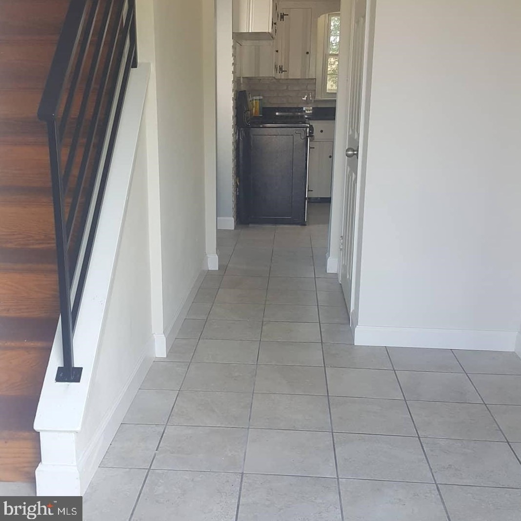 321 Franklin Rd, Aura NJ  08028-1508 exterior