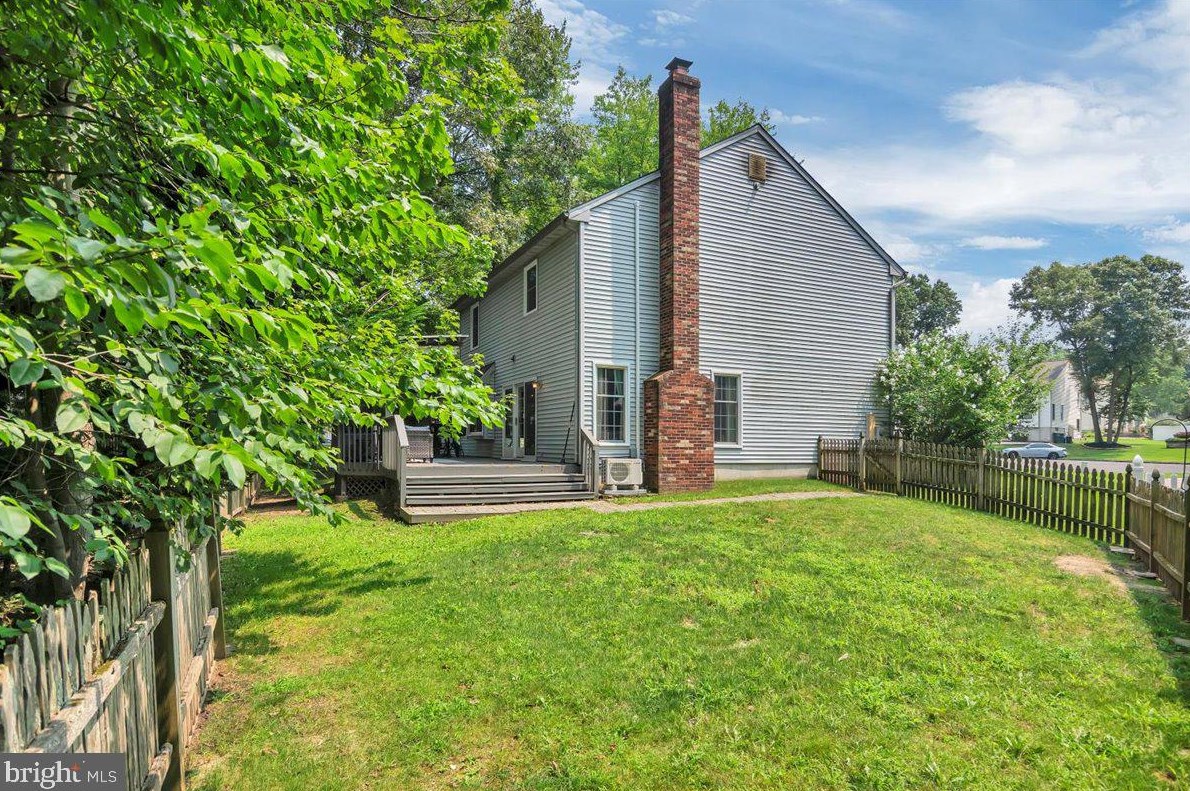 17 Cypress Ct, Aura NJ 08028-2857 exterior