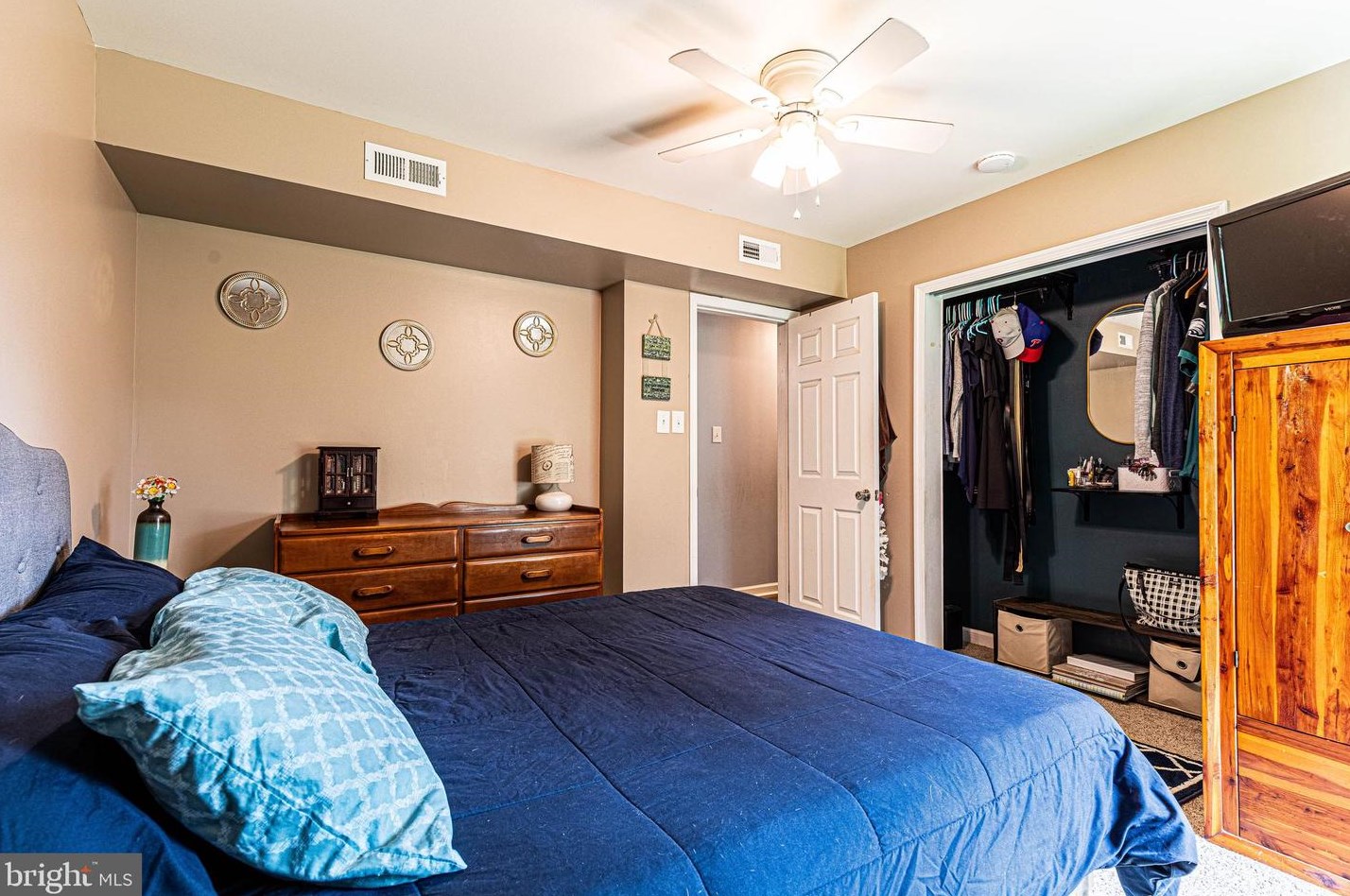 104 Stanger Ave, Aura NJ 08028-3400 exterior