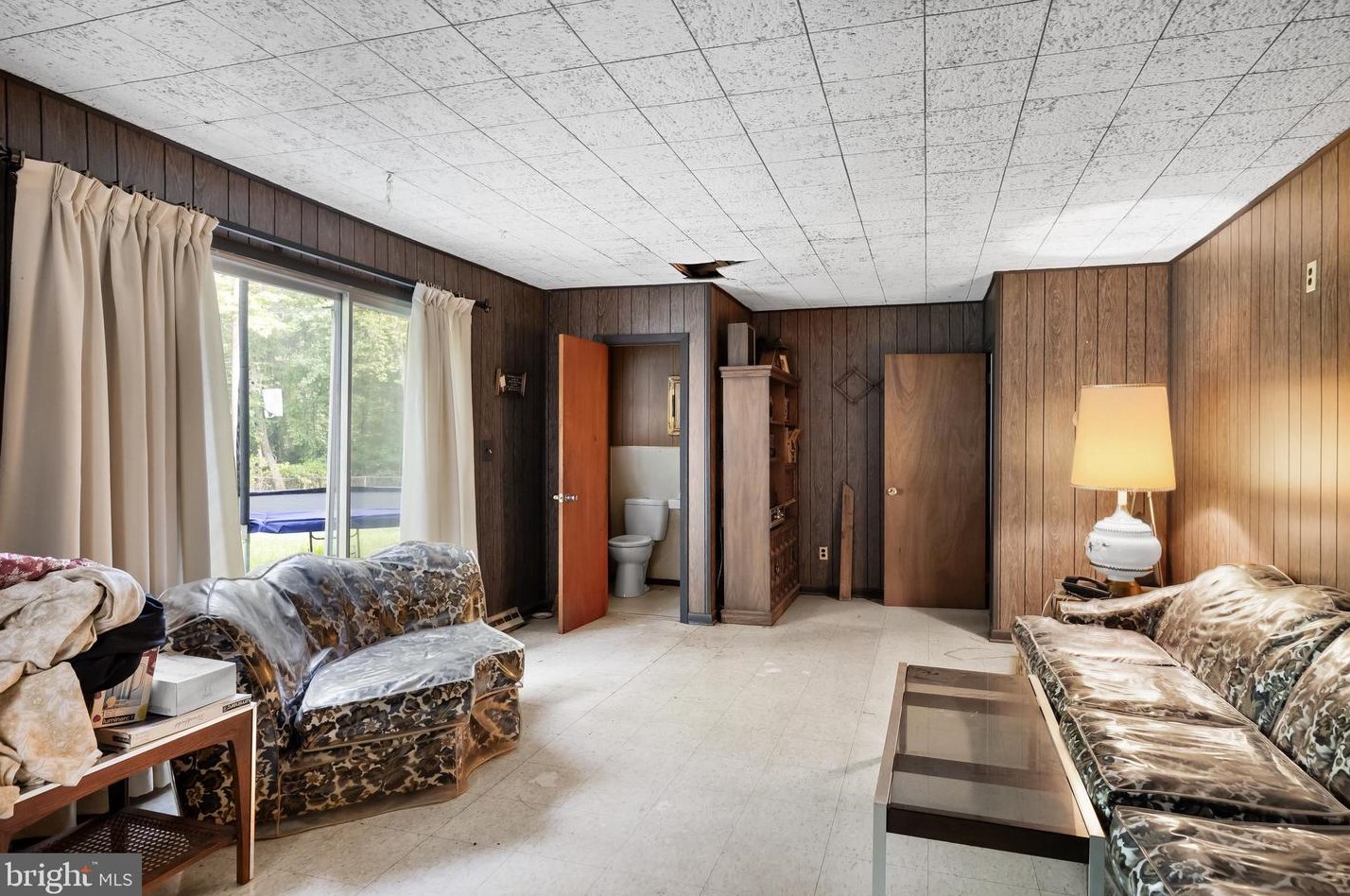 810 Academy St, Aura NJ  08028-8306 exterior