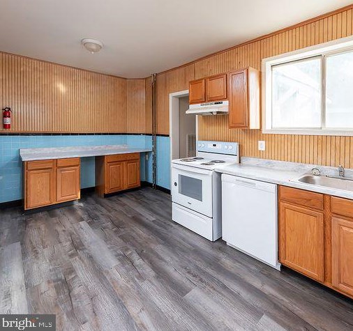 142 High St, Aura NJ 08028-2548 exterior