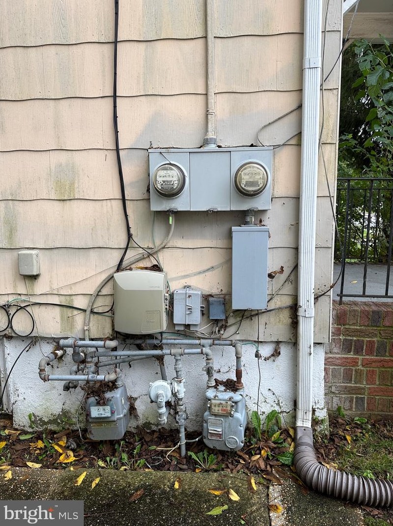 38 Main St, Aura NJ  08028-2540 exterior