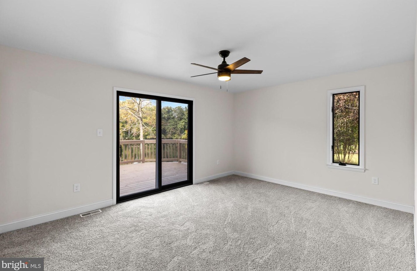 432 Poinsett Ave, Pitman NJ  08071-1800 exterior