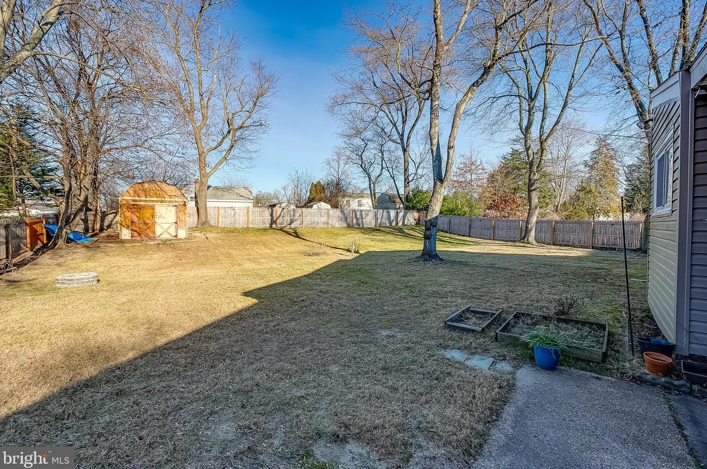 180 Sacramento Ct, West Deptford NJ  08051-1361 exterior