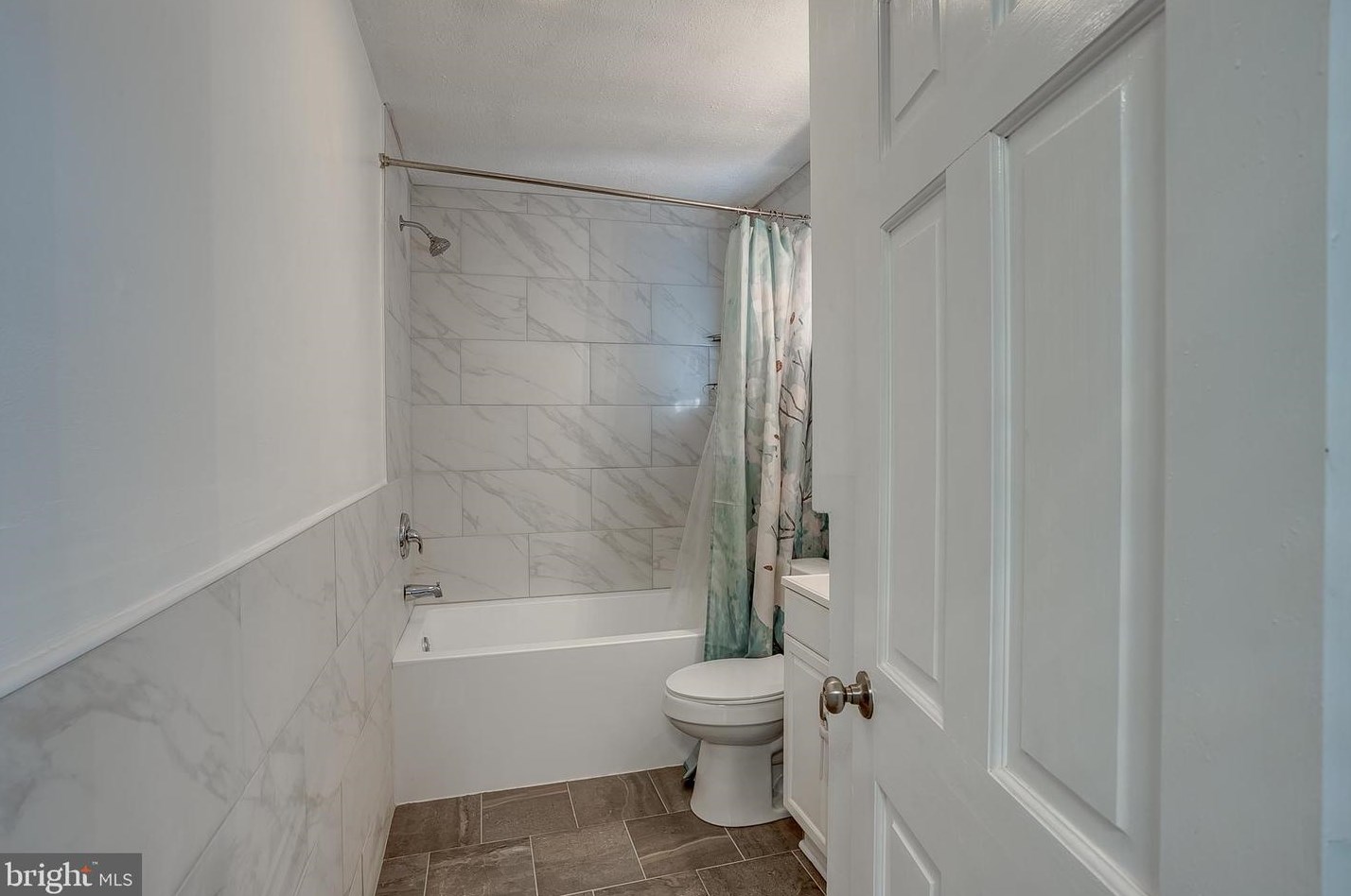 180 Sacramento Ct, West Deptford NJ  08051-1361 exterior