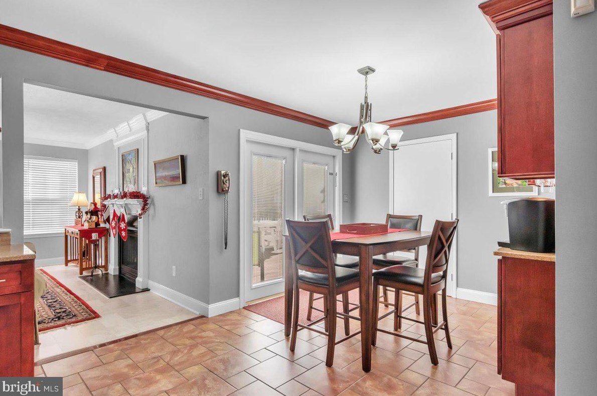 11 Morgan Dr, Clayton NJ  08312-2441 exterior