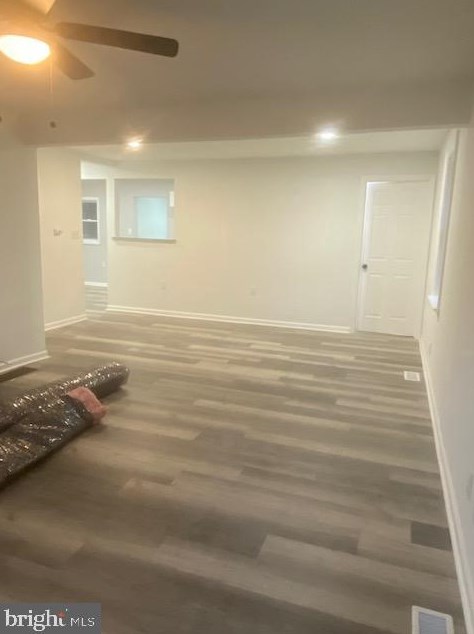 347 Elk Rd, Aura NJ 08343-2704 exterior