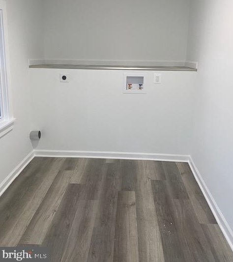 347 Elk Rd, Aura NJ 08343-2704 exterior