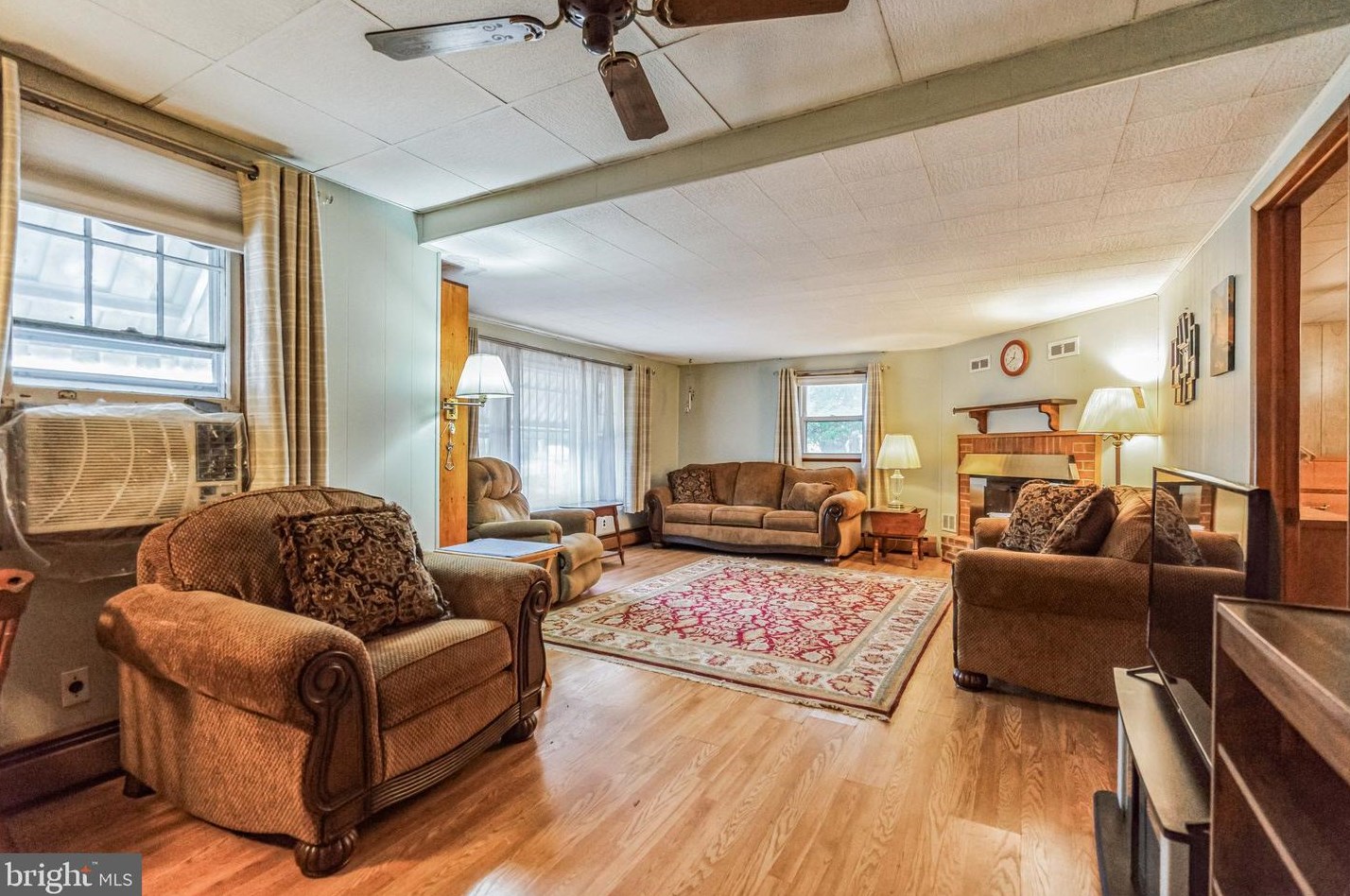 1642 Good Intent Rd, West Deptford NJ  08096-6114 exterior