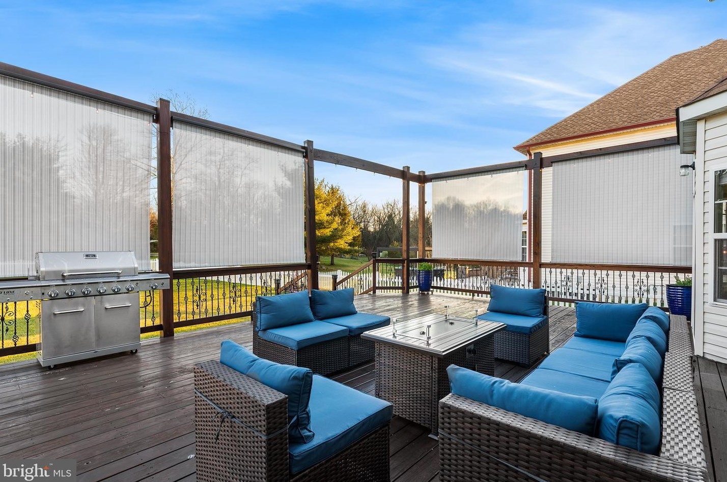 8 Kindle Ct, Clayton NJ  08312-2158 exterior