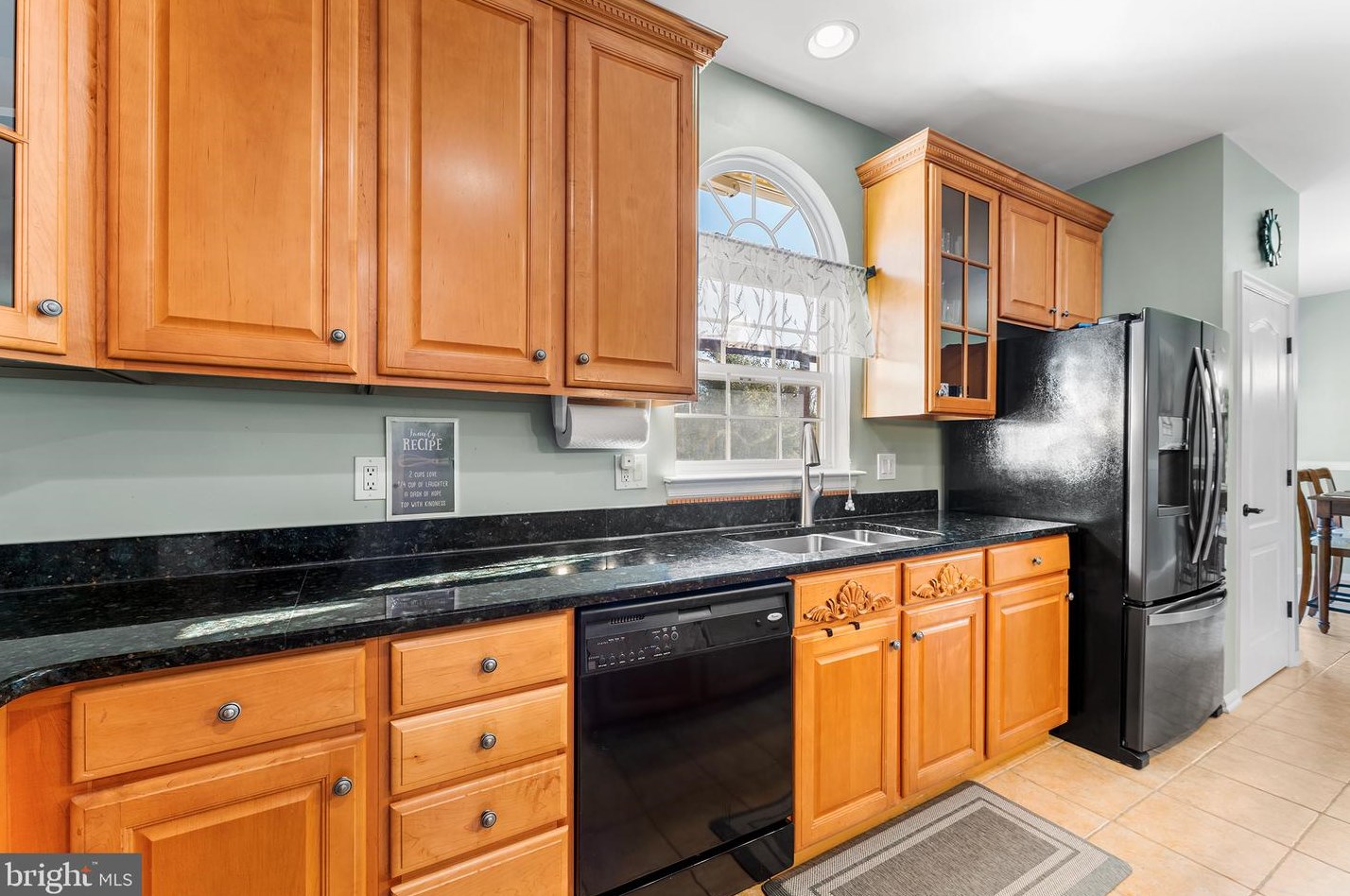 8 Kindle Ct, Clayton NJ  08312-2158 exterior
